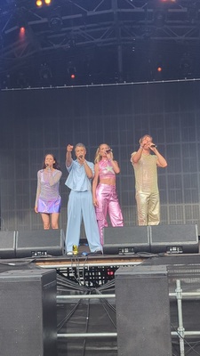 Keywords: Mighty Hoopla, UK, Londres, London, A*