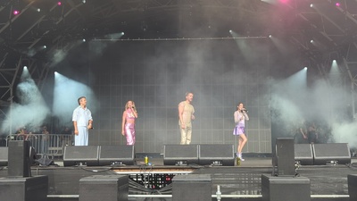 Keywords: Mighty Hoopla; UK, Londres, London, A*Teens,